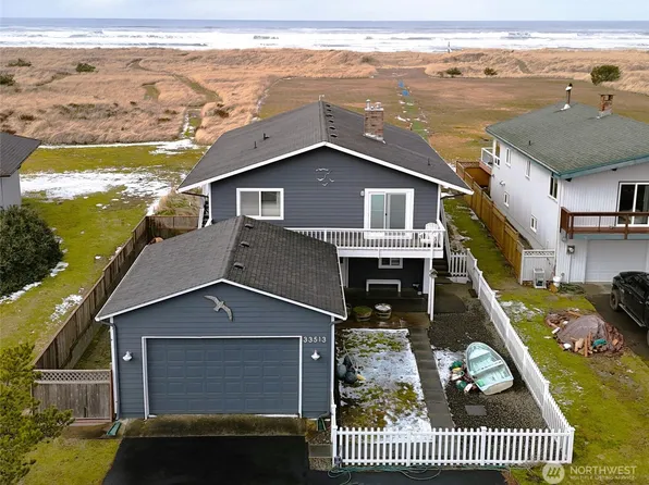 33513 G Street, Ocean Park, WA 98640