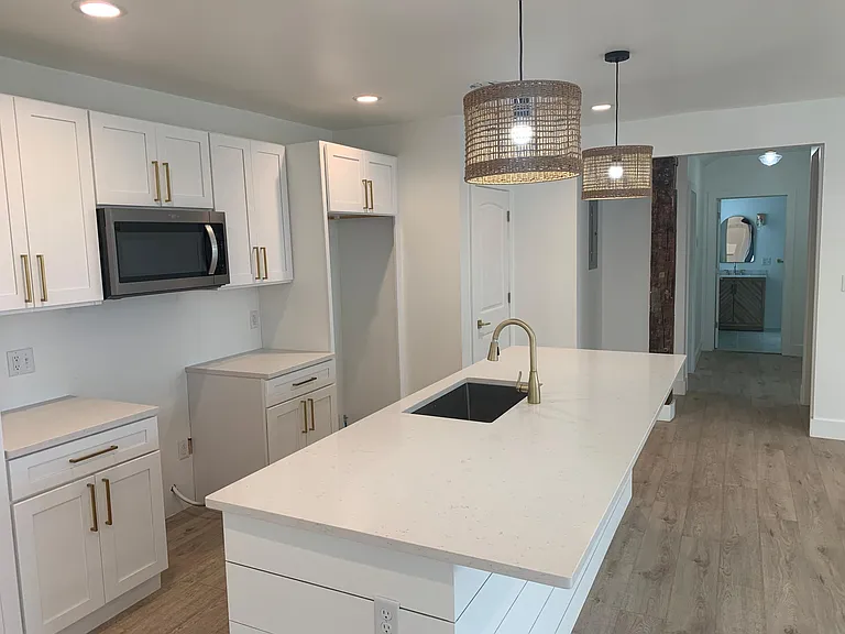 6208 Lake St #3 — Photo 9
