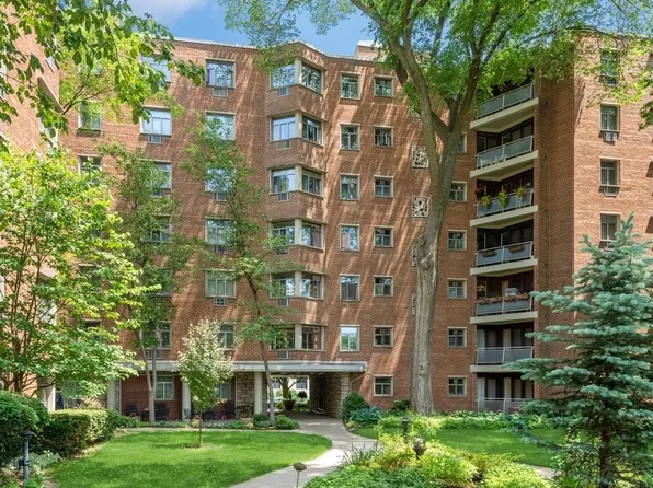 1856 Sherman Ave APT 6SW, Evanston, IL 60201