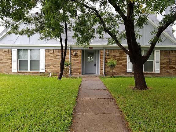 2nd image of 2417 Meadow Ct
