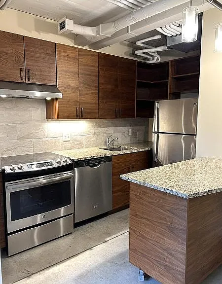 117 Lofts — Photo 5