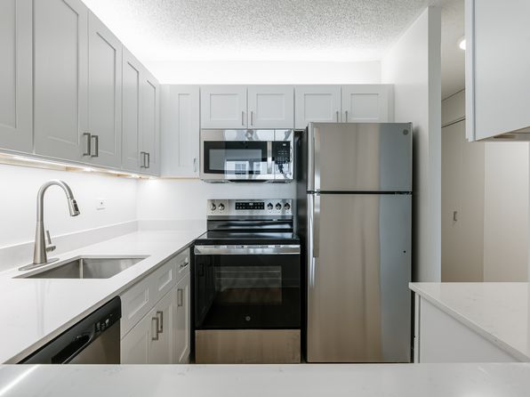 233 E Wacker Dr #10604