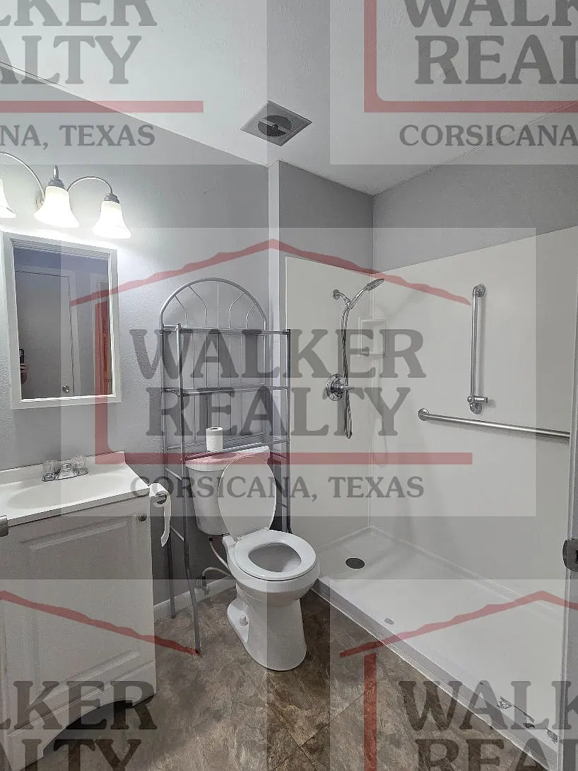 3 bed, 1239 sqft, $1,500 — Photo 4