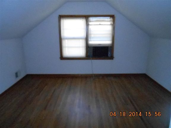 5th image of 1704 Pierce Ave