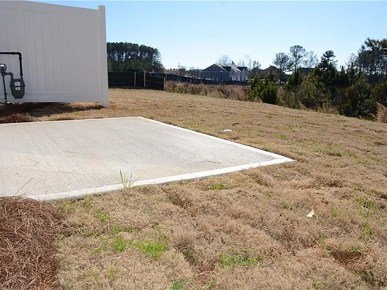 1121 Point Place Dr — Photo 35