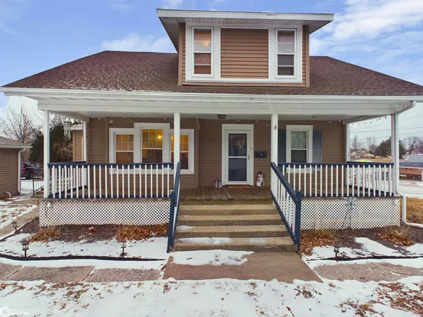 241 N 14th St, Hamilton, IL 62341