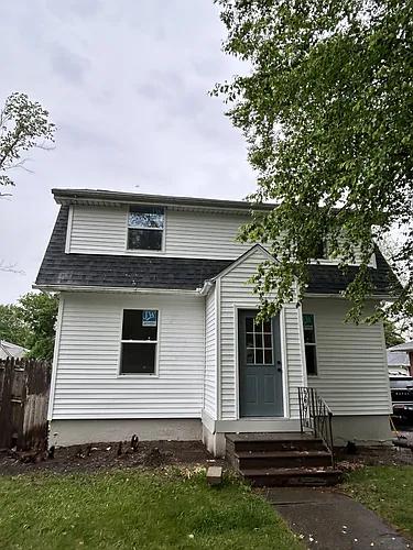 1404 W Springfield Ave Photo 1