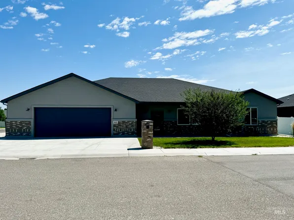 800 Selway Dr, Heyburn, ID 83336