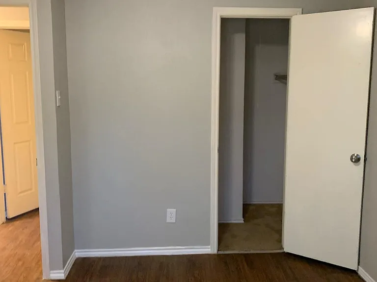3409 Jewel St — Photo 3
