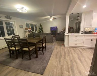 32 Sturgis Rd, Edison, NJ, 08817
