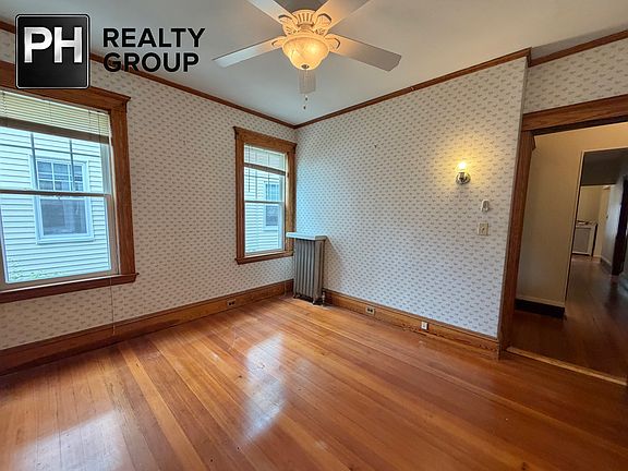 5th image of 115 Beech St #2