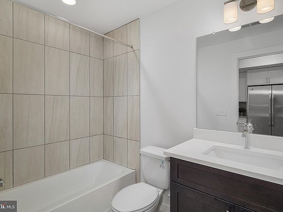 3rd image of 1839 N 6th St #5