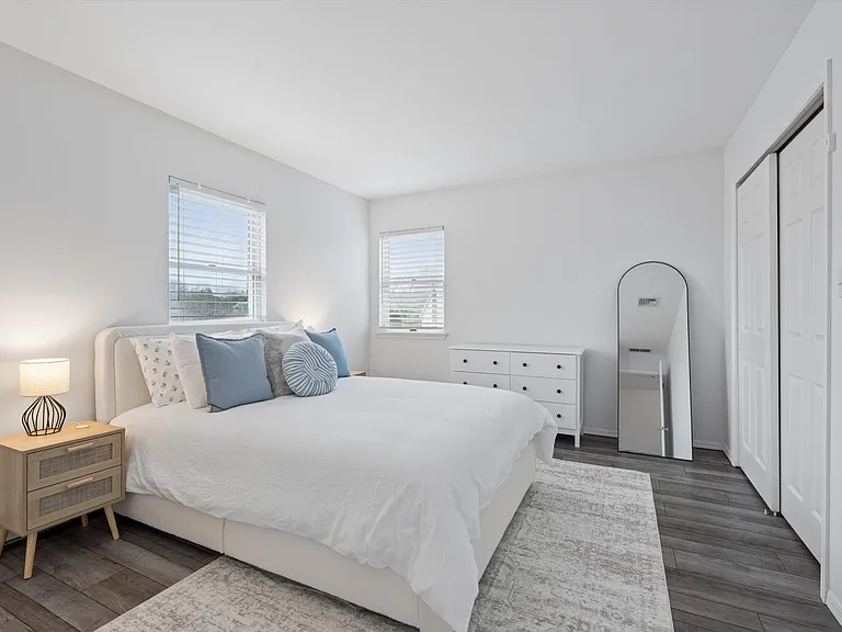 97 Grant Dr — Photo 14
