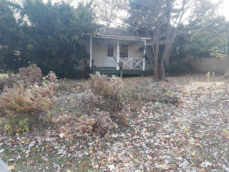 1st image of 604 E Argonne Dr
