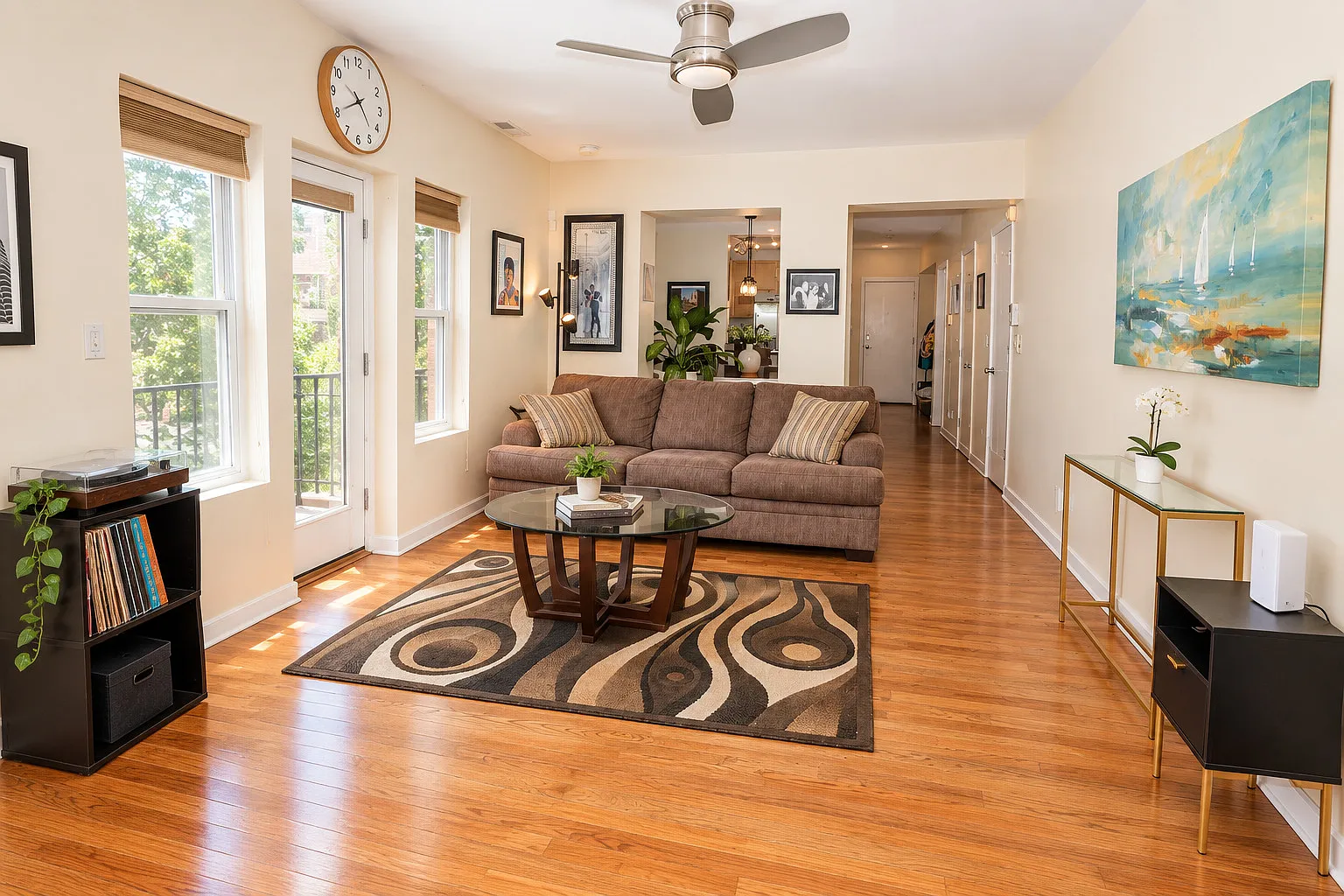3 bed, 2.0 bath, 1500 sqft, $2,850 — Photo 2