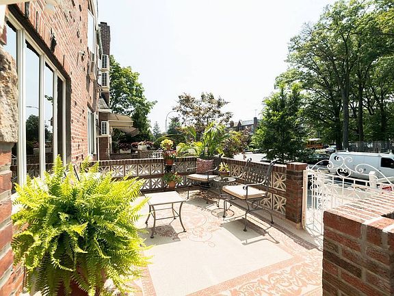 2nd image of 4259 Bedford Ave