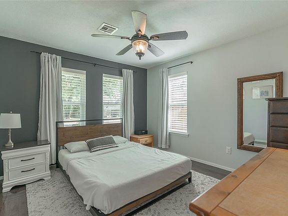 4th image of 3204 Marla Ln