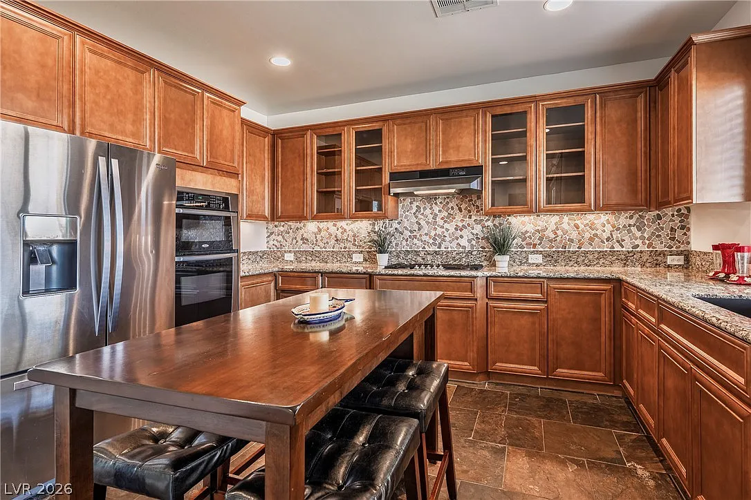 2 bed, 2.0 bath, 1156 sqft, $2,500 — Photo 3