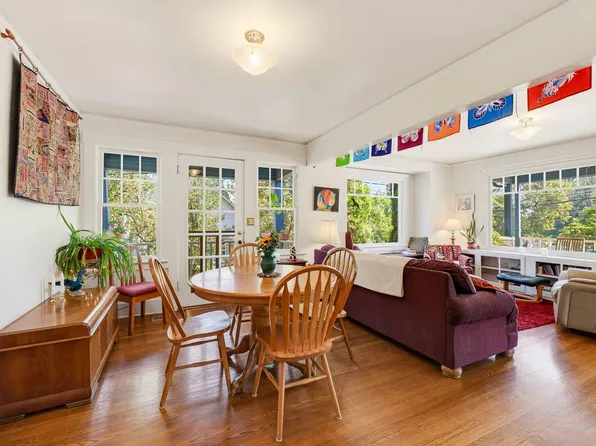 363 Beach St, Ashland, OR 97520
