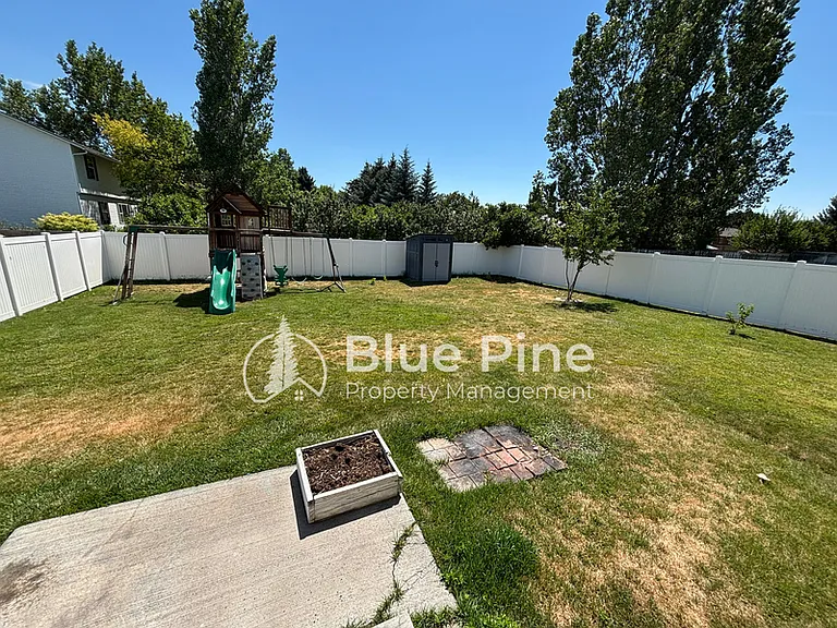 3920 E Deloy Dr — Photo 19