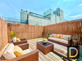 221 Mott St #19, New York, NY 10012