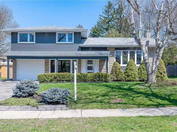 34 Bradley Dr, Kitchener, ON N2A 1K4