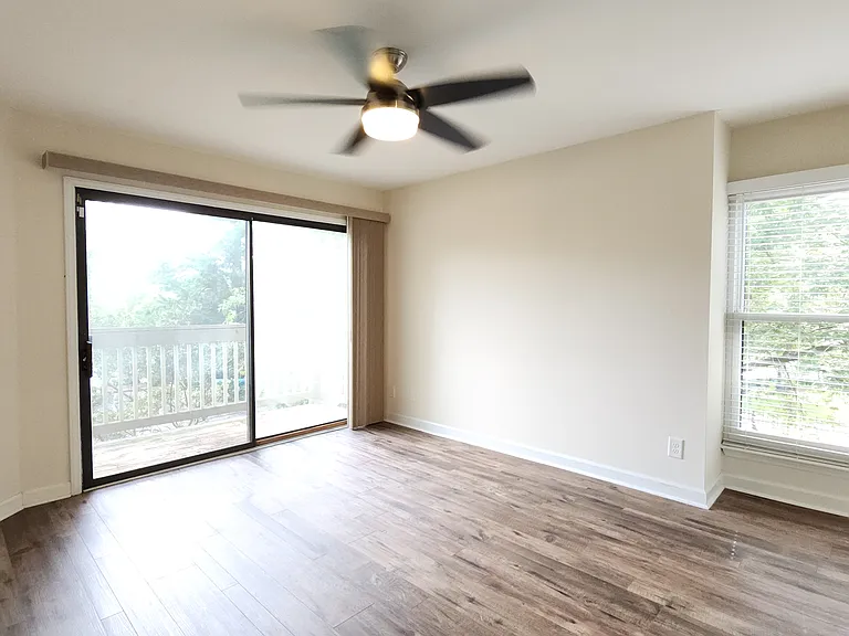1600 Sharon Rd W #10 — Photo 5