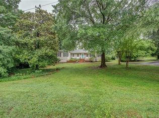 2501 Pinewood Rd, Gastonia, NC 28054