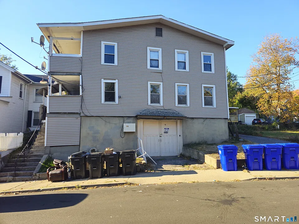 32 Greenwood St #4
