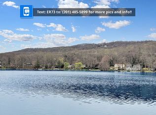 73 Lakeside Dr, Sussex, NJ 07461