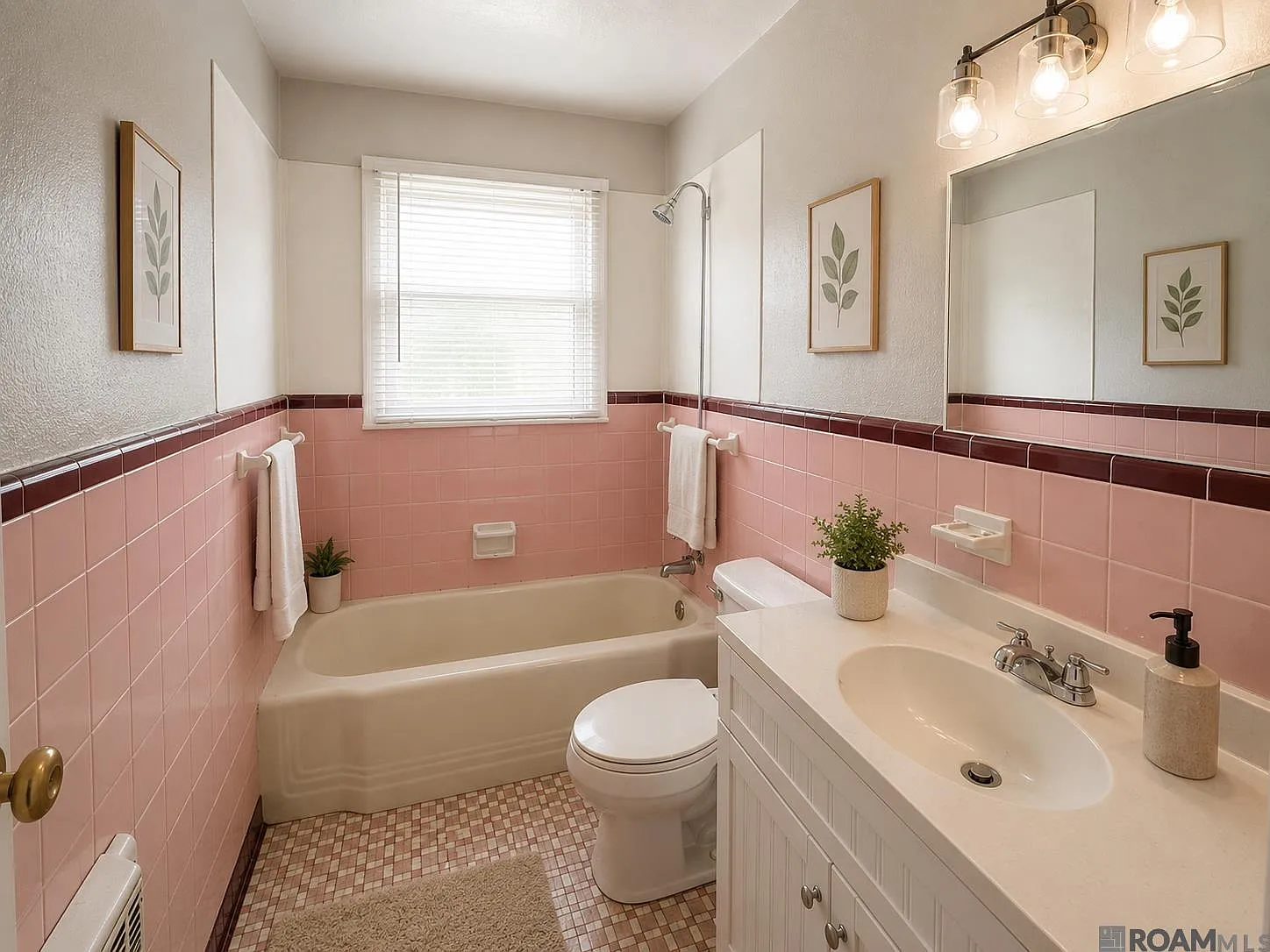 2 bed, 900 sqft, $1,000 — Photo 3