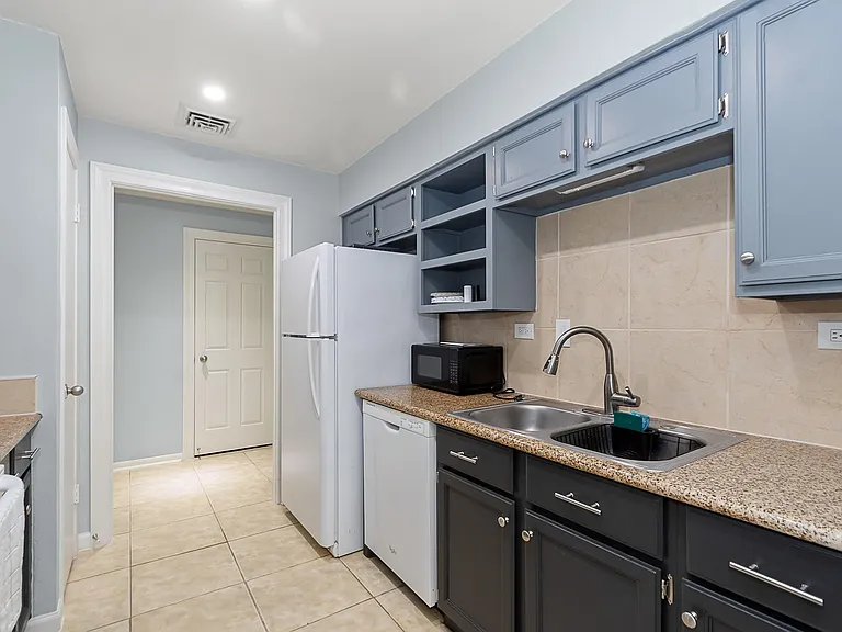 661 Bering Dr #504 — Photo 13