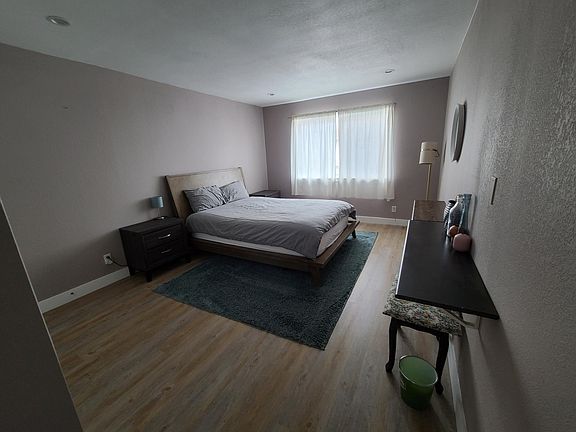 4th image of 431 Alta Loma Ave #2