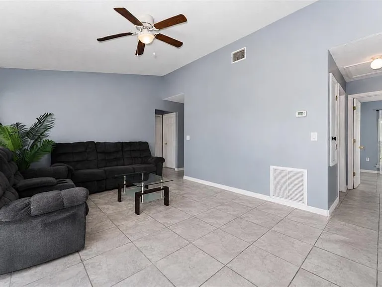 108 Birmingham Dr — Photo 5