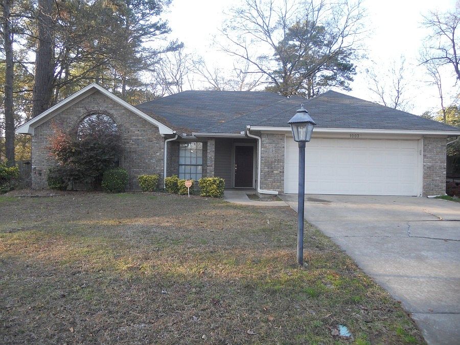 1st image of 1003 Deer Park Ct