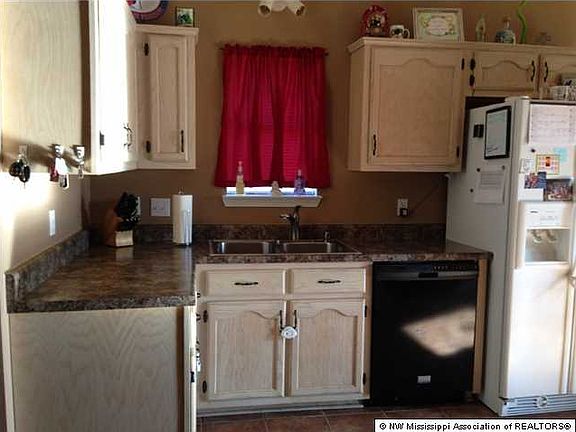 3rd image of 5471 Kayla Dr