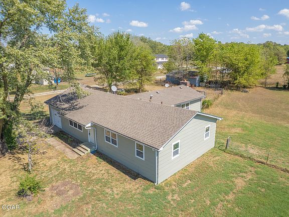 3rd image of 5690 County Road 290