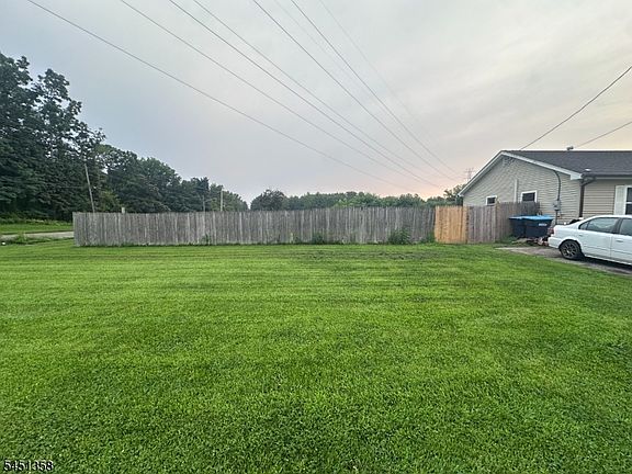 2nd image of 3 Lawrence Dr