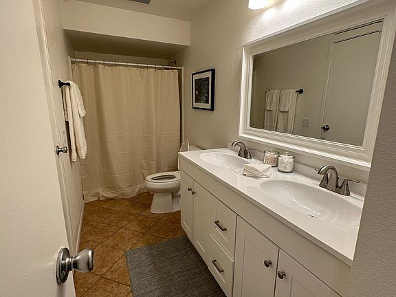 Bedroom #1's ensuite bath
