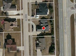 48492 Isola Dr, Shelby Township, MI 48315