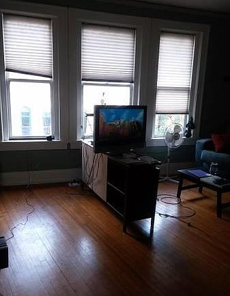 5th image of 442 E 5th St APT 3