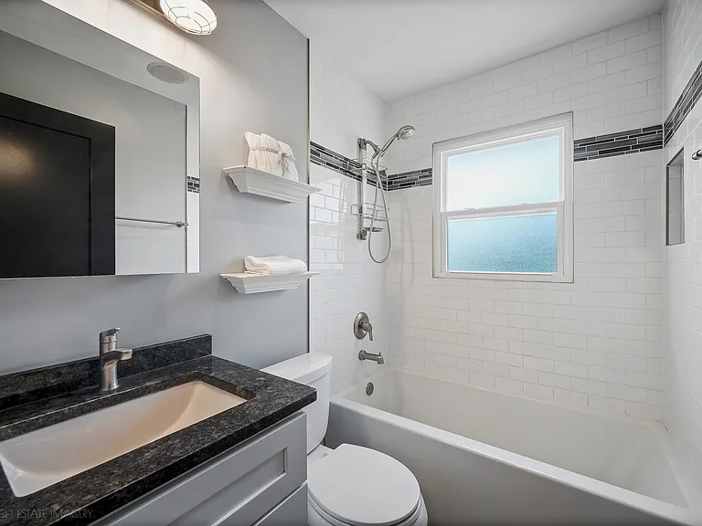 10403 Barnard Dr — Photo 10