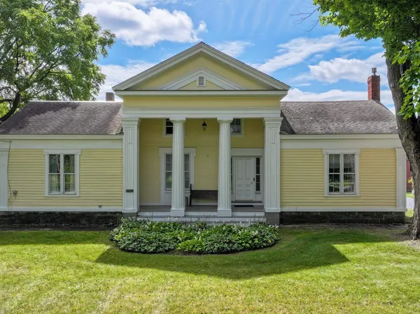 1967 Route 74, Cornwall, VT 05753