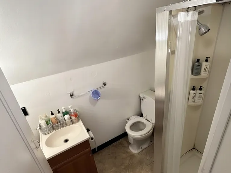 604 Emmet St #6 — Photo 9