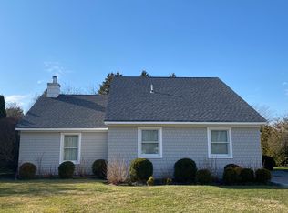 3 Carriage Ln, Southampton, NY 11968
