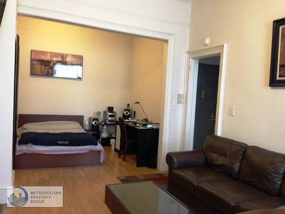 2nd image of 110 Lexington Ave APT 3R