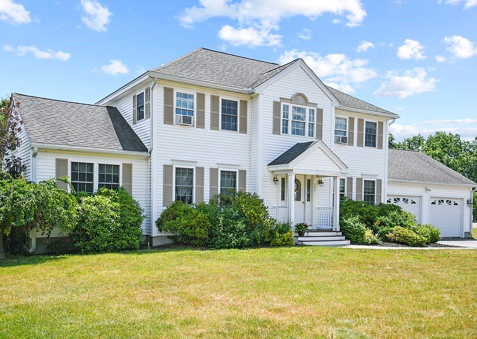 197 Tibbett Cir, Fitchburg, MA 01420 Zillow