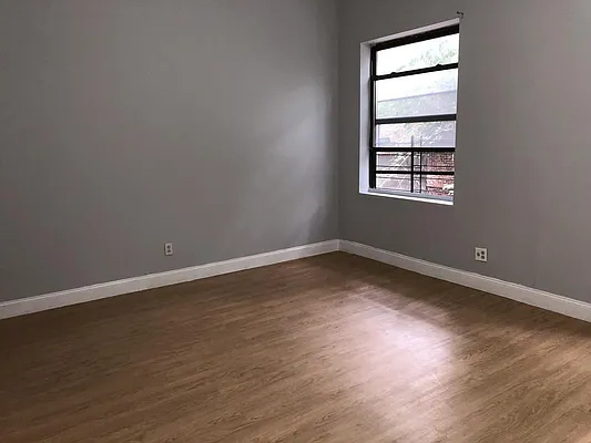 Rented by R New York | media 29