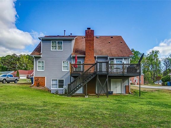4th image of 4761 Meadowlark Dr SE