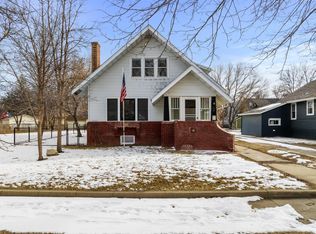 15 9th St SE, Minot, ND 58701